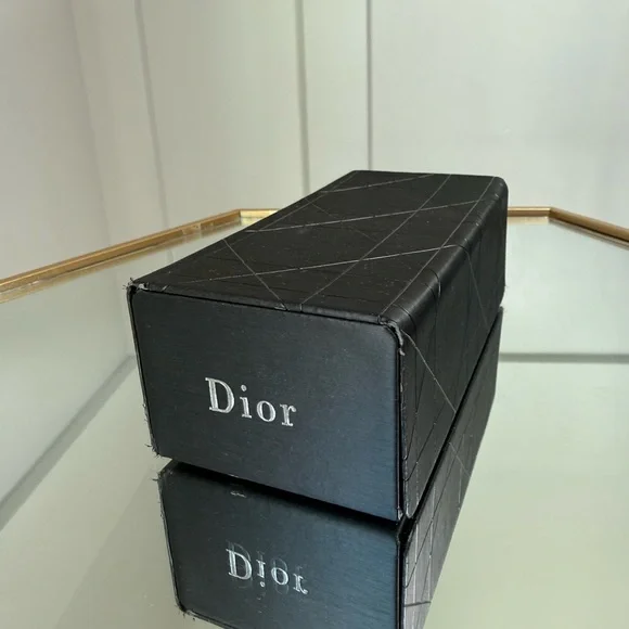 Dior Elegant Black Sunglasses - Picture 10 of 10
